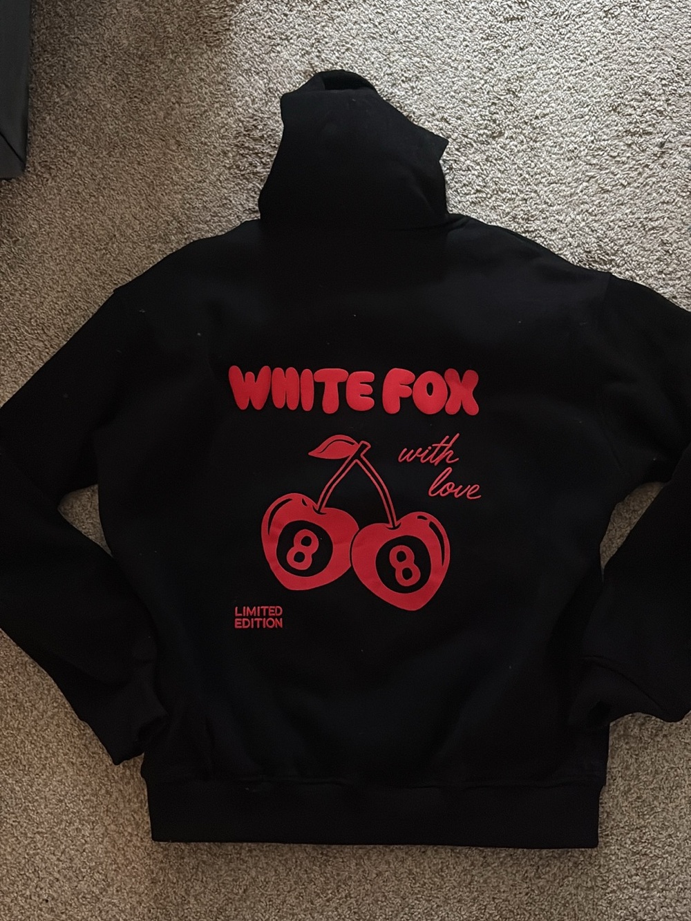 Women’s Whitefox Hoodie 🛍️ 😻